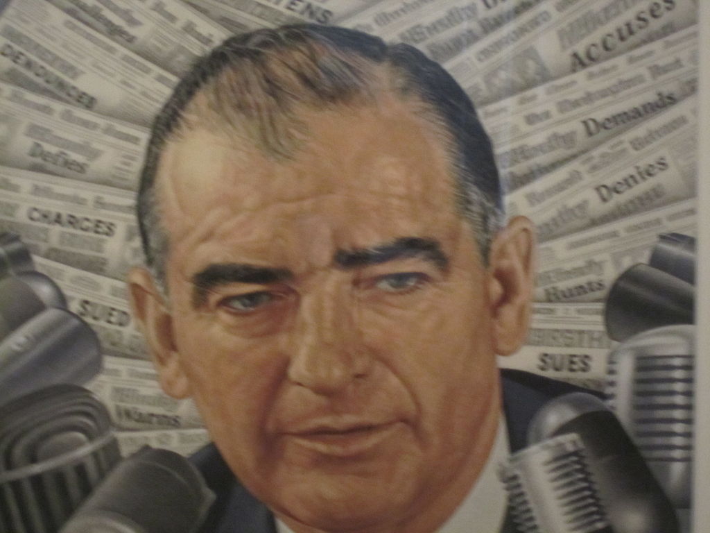 1024px-Senator_Joseph_McCarthy_at_National_Portrait_Gallery_IMG_4556