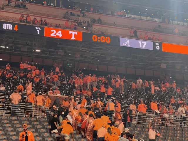 Scoreboard UT 24, Bama 17 Scoreboard UT 24, Bama 17